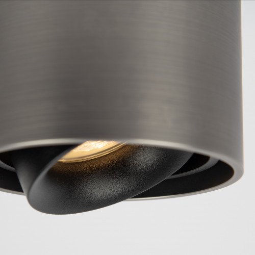 Binnenverlichting Oliver opbouwspot met ronde vormen, modern design en afwerking in de kleur gun metal.